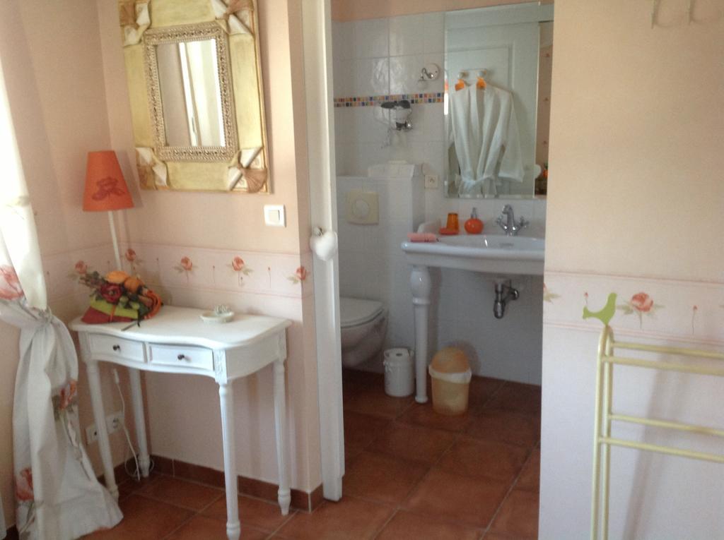La Villa Rosalie Ventabren Habitación foto
